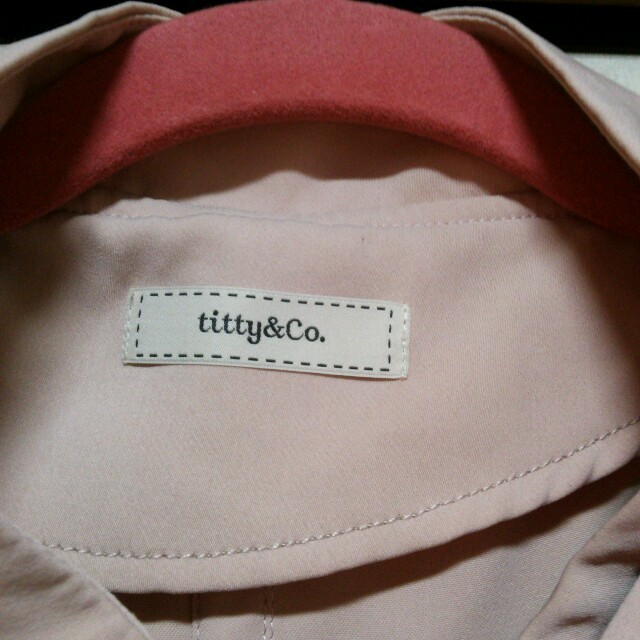 titty&co(ティティアンドコー)のtitty&Coの春コート レディースのジャケット/アウター(スプリングコート)の商品写真