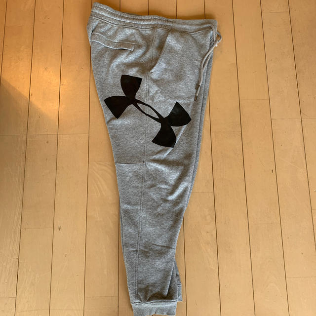 UNDER ARMOUR(アンダーアーマー)のアンダーアーマー　スウェットパンツ メンズのトップス(スウェット)の商品写真