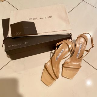 ペリーコ(PELLICO)の美品！PELLICO サンダル BUTTER MILK 80(サンダル)