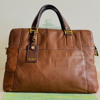 トゥミ(TUMI)のTUMI トートバッグ【BEACON HILL PHILLIPS牛革】(トートバッグ)