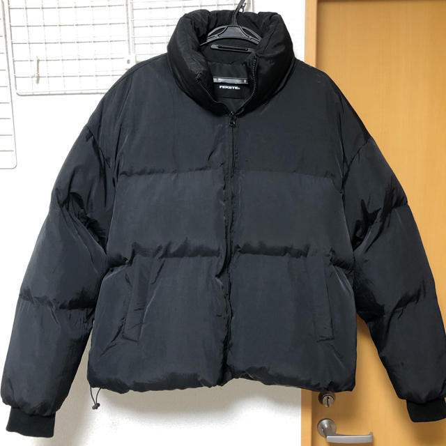 FEKETE STRING SHORT DOWN JACKET | svetinikole.gov.mk