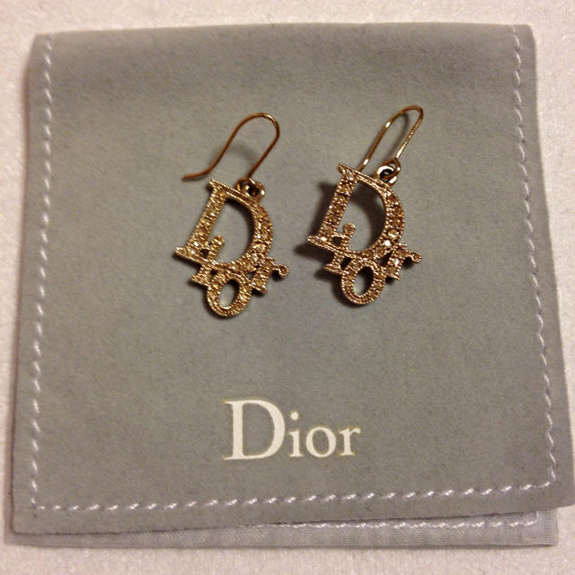 Dior - Dior ピアスの通販 by ParisTokyo｜ディオールならラクマ