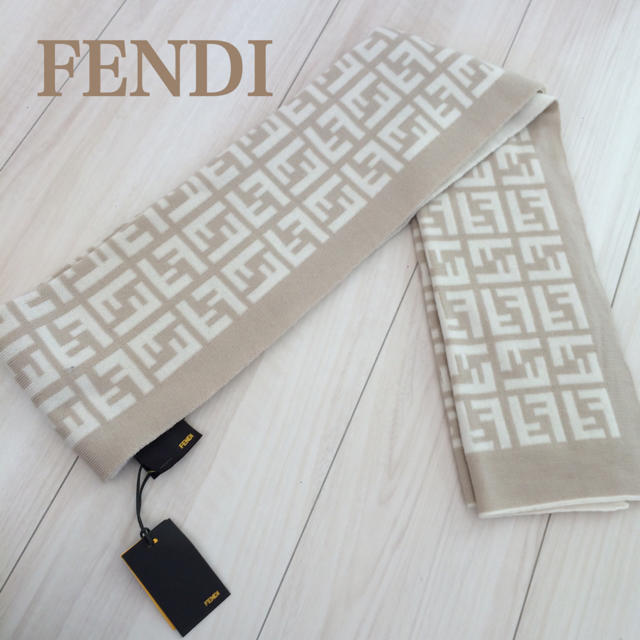 FENDI タグ付新品♡ストールストール/パシュミナ