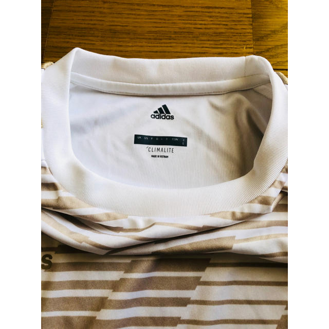 adidas(アディダス)のadidas アディダス Tシャツ スポーツ/アウトドアのトレーニング/エクササイズ(トレーニング用品)の商品写真