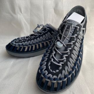 キーン(KEEN)のKEEN サンダル UNEEK O2 27.5cm(サンダル)