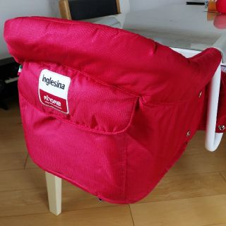 イングリッシーナ(Inglesina)の赤ちゃん用の椅子　テーブルに装着(その他)