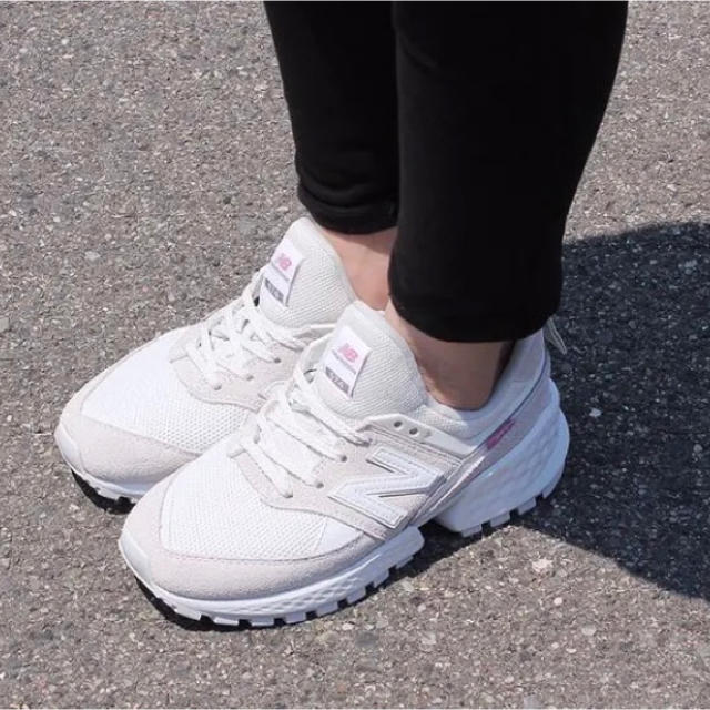 即完売⭐︎大人気商品＜New Balance＞574 スニーカー 24.5cm