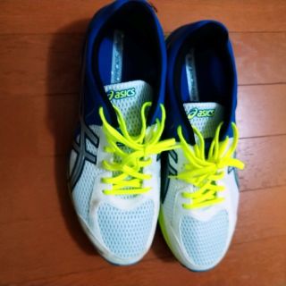 アシックス(asics)のランニングシューズ(スニーカー)