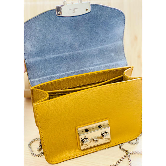 Furla(フルラ)のFURLA メトロポリス_ミニクロスボディ チェーンショルダーバッグ レディースのバッグ(ショルダーバッグ)の商品写真