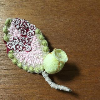 ミナペルホネン(mina perhonen)のミナペルホネン刺繍 布地使用ハンドメイド(コサージュ/ブローチ)