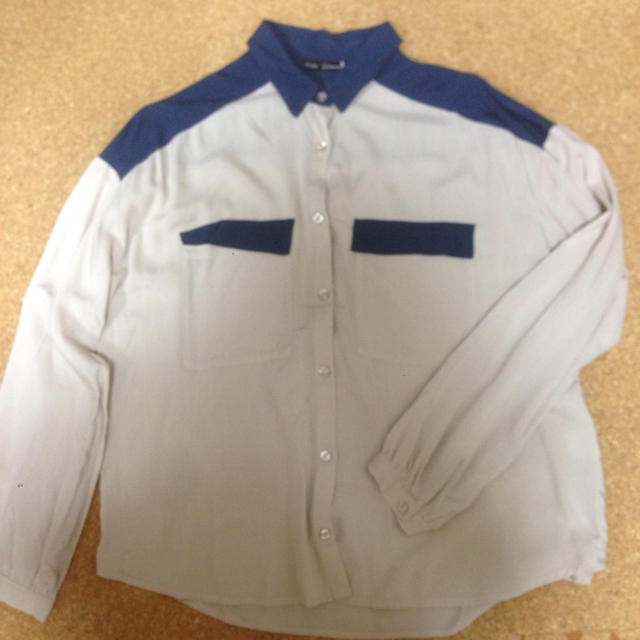 WEGO(ウィゴー)の新品未使用WEGO バイカラーシャツ レディースのトップス(シャツ/ブラウス(長袖/七分))の商品写真