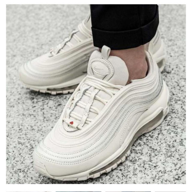 スニーカー大人気AirMax97の海外限定カラー☆ライトクリーム/US6