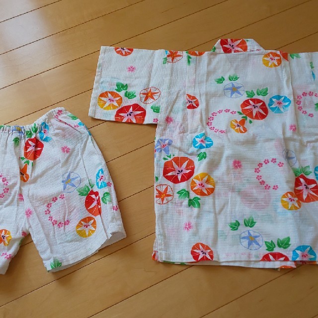 西松屋(ニシマツヤ)の甚平 100 キッズ/ベビー/マタニティのキッズ服女の子用(90cm~)(甚平/浴衣)の商品写真