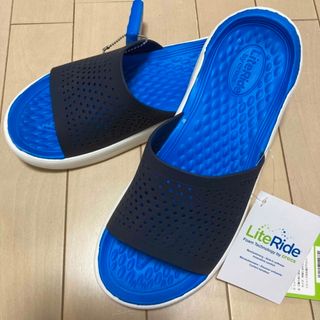 クロックス(crocs)の新品 28㎝ クロックス ライトライド スライド ネイビー(サンダル)