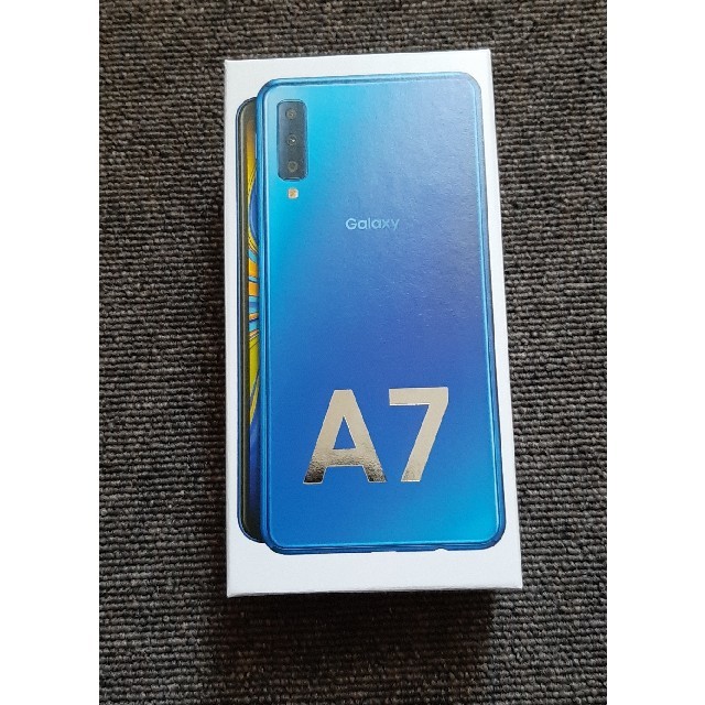 Galaxy(ギャラクシー)の新品未開封　Galaxy A7　ブルー スマホ/家電/カメラのスマートフォン/携帯電話(スマートフォン本体)の商品写真