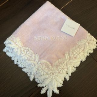 ニナリッチ(NINA RICCI)のdwpearlさん専用　　NINARICCIタオルハンカチ(ハンカチ)