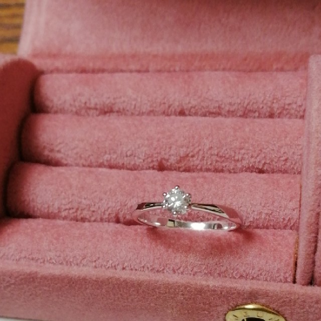 ダイヤモンドリング　値下げ レディースのアクセサリー(リング(指輪))の商品写真