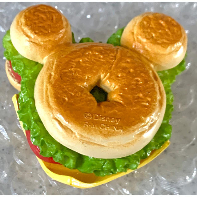 Disney ミッキー ハンバーガー キーホルダーの通販 By Aryuuu S Shop プロフ必読 ディズニーならラクマ