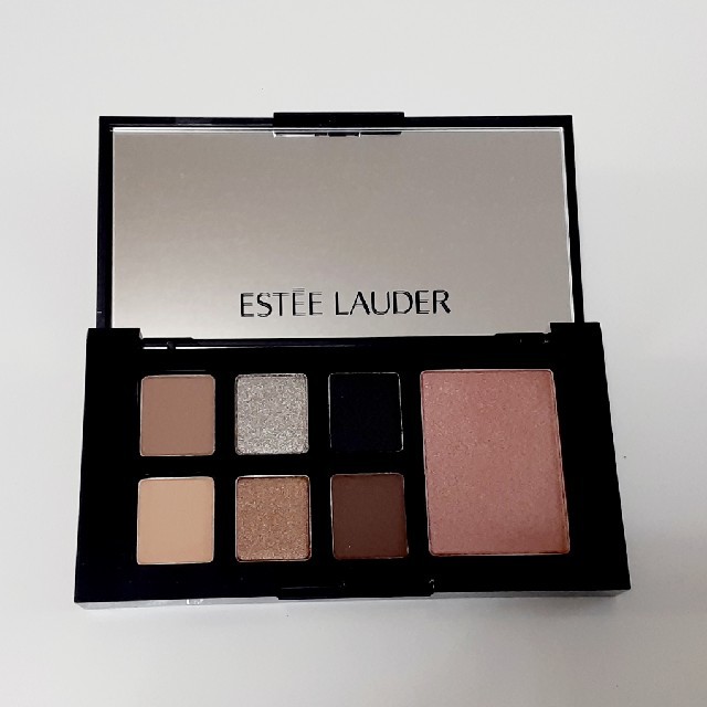 Estee Lauder(エスティローダー)のエスティーローダー★アイシャドウ/チーク、リップ コスメ/美容のメイク道具/ケアグッズ(その他)の商品写真