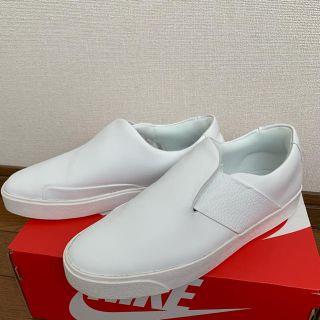 ナイキ(NIKE)の【NIKE】未使用・タグ付き　BLAZER CITY EASE(スニーカー)