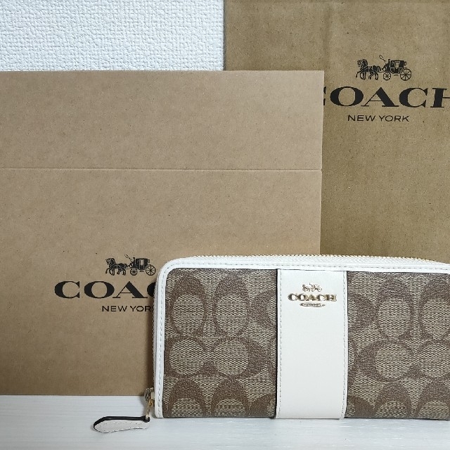 【 新品未使用】 COACHコーチ長財布 白COACH