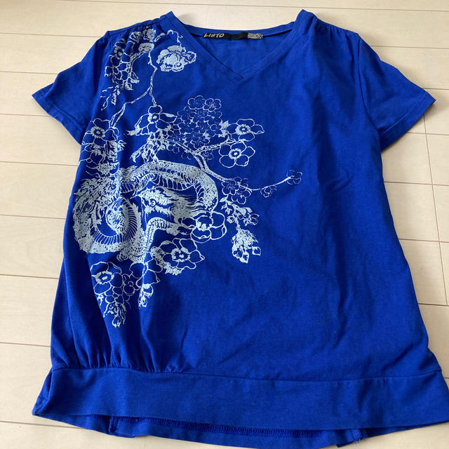 Tシャツ　LISTO 台湾 メンズのトップス(Tシャツ/カットソー(半袖/袖なし))の商品写真