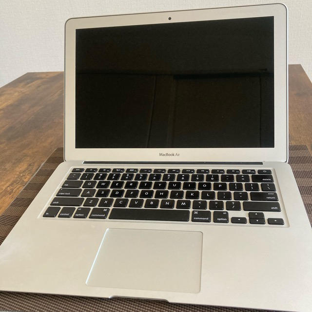 週末限定セール⭐︎美品⭐︎ MacBookAir 13inch