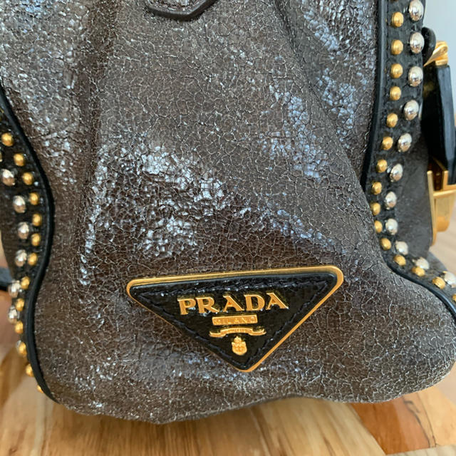 PRADA(プラダ)のしおん様専用 ⭐️最終価格⭐️ PRADA スタッズ 2way ショルダーバッグ レディースのバッグ(ハンドバッグ)の商品写真