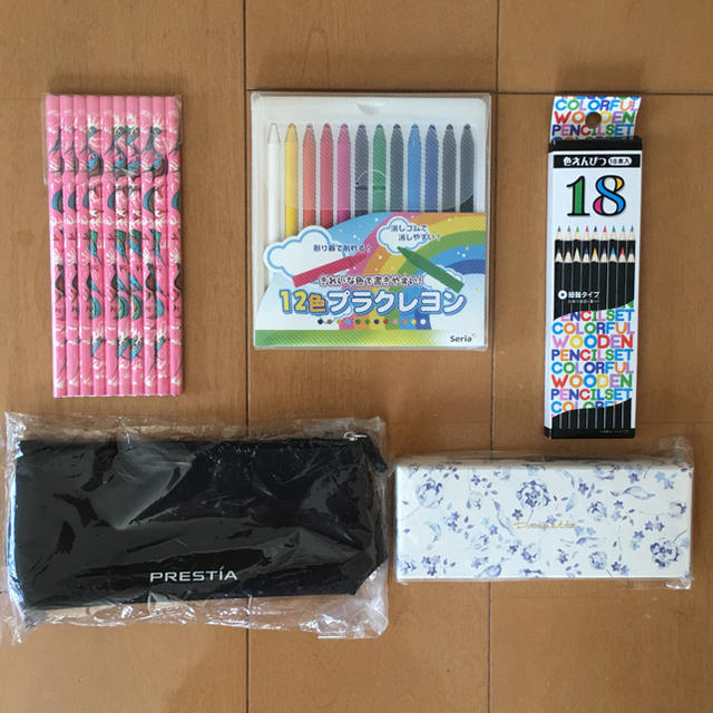 【お値下げしました】　18色鉛筆、12色プラクレヨン、ペンケース　文房具セット エンタメ/ホビーのアート用品(色鉛筆)の商品写真