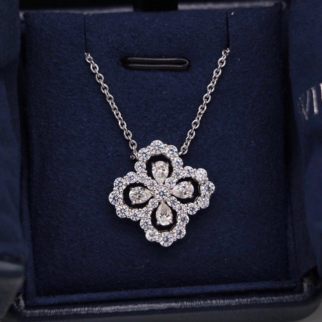 HARRY WINSTON(ハリーウィンストン)のエミリ様専用 レディースのアクセサリー(ネックレス)の商品写真