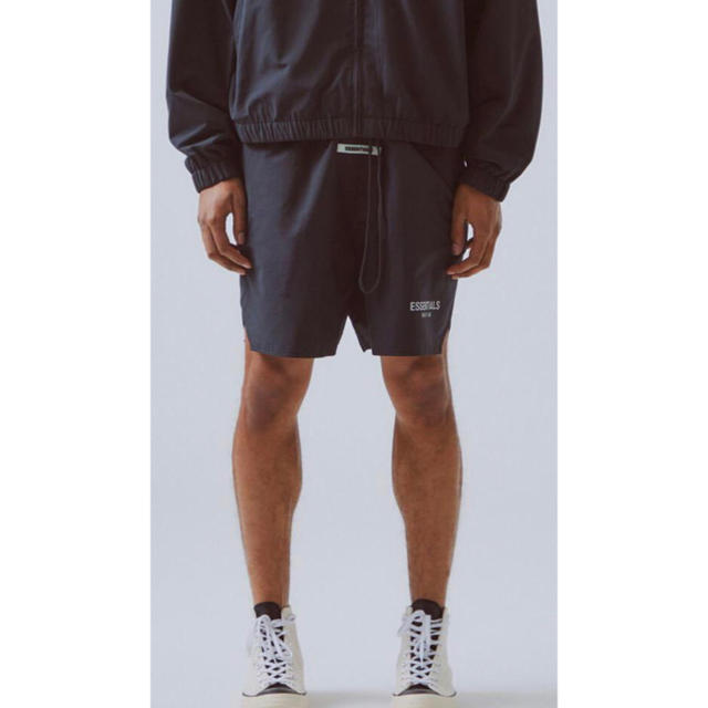 FEAR OF GOD(フィアオブゴッド)のFoG Essentials Nylon Active Shorts Lサイズ メンズのパンツ(ショートパンツ)の商品写真