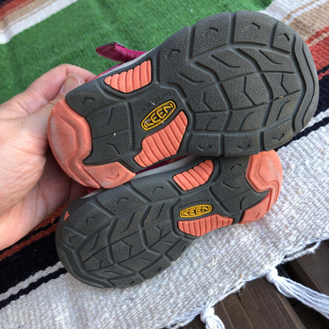 KEEN(キーン)のKEEN☆サンダル★13.5センチ キッズ/ベビー/マタニティのベビー靴/シューズ(~14cm)(サンダル)の商品写真