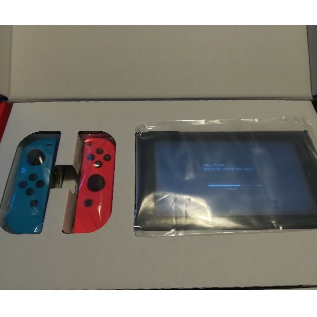 Nintendo Switch ネオンブルー・レッド  新型