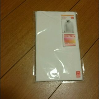 ユニクロ(UNIQLO)の専用 新品★未開封 ヒートテック長袖90(下着)