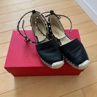 ヴァレンティノ(VALENTINO)のVALENTINO サンダル　中古(サンダル)