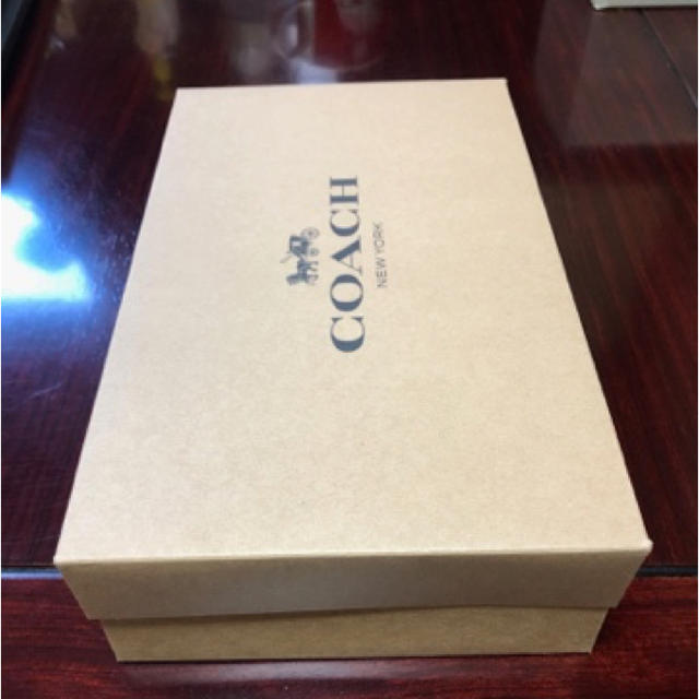 COACH(コーチ)の☆美品☆ COACH(コーチ) ギフトボックス ♪♪ レディースのバッグ(ショップ袋)の商品写真