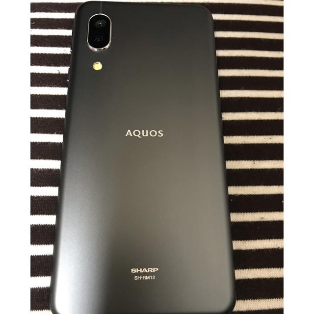 AQUOS(アクオス)のSHARP AQUOS sense3 lite sh-rm12 スマホ/家電/カメラのスマートフォン/携帯電話(スマートフォン本体)の商品写真