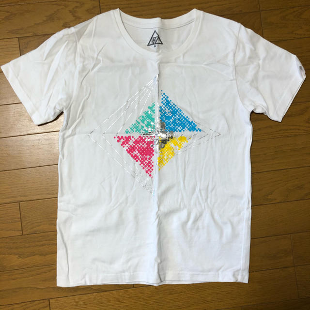 Perfume FES!!2017 Tシャツ　タオル エンタメ/ホビーのタレントグッズ(ミュージシャン)の商品写真