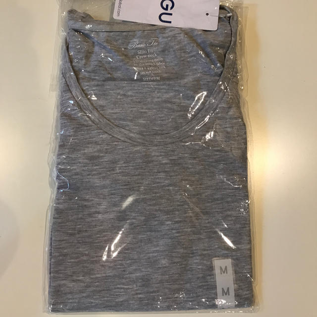 GU(ジーユー)の無地Tシャツ レディースのトップス(Tシャツ(半袖/袖なし))の商品写真