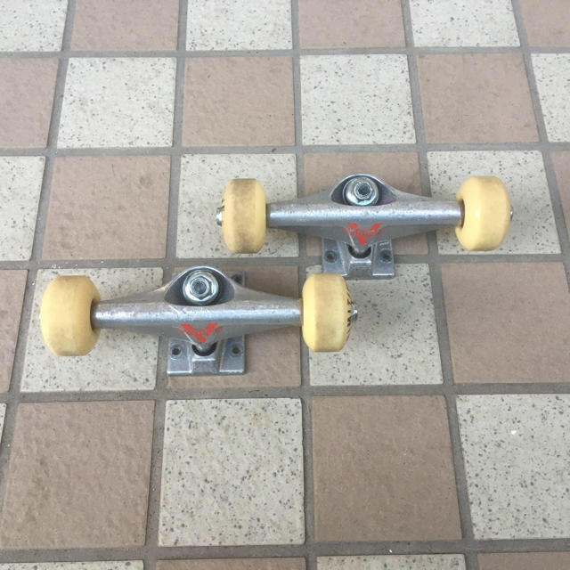 スケートボード 8.0インチ