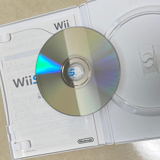 任天堂(ニンテンドウ)のWiiスポーツ Wii エンタメ/ホビーのゲームソフト/ゲーム機本体(家庭用ゲームソフト)の商品写真