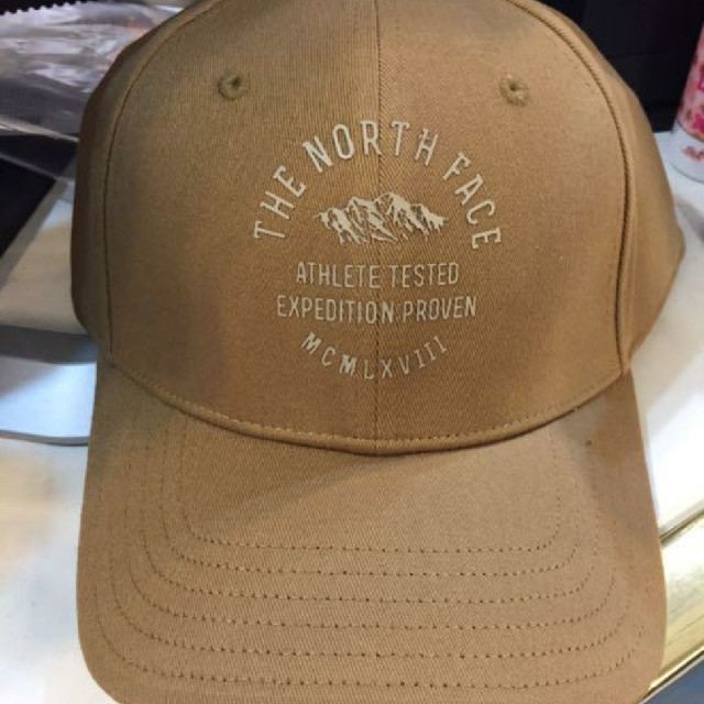 THE NORTH FACE(ザノースフェイス)のTHE NORTH FACE　CAP メンズの帽子(キャップ)の商品写真