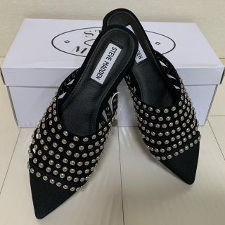 スティーブマデン(Steve Madden)のスティーブマデン スタッズミュール 新品(サンダル)