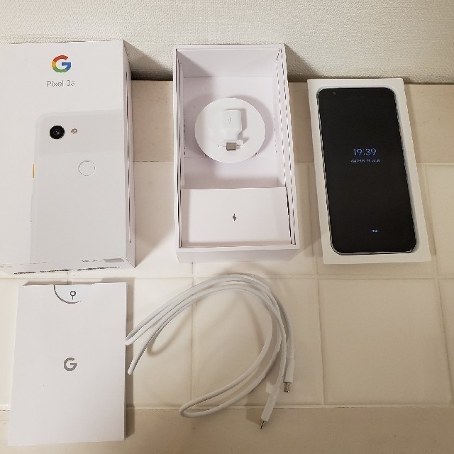 【simフリー】Google Pixel 3a Clearly White