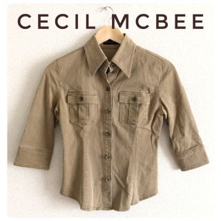 セシルマクビー(CECIL McBEE)のCECIL  McBEE セシルマクビー　デニムシャツ　トップス　レディース(シャツ/ブラウス(長袖/七分))