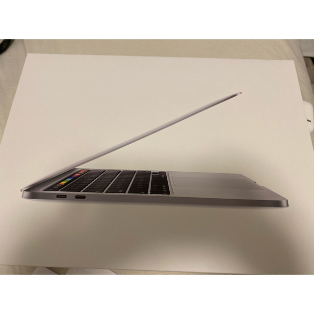 MacBook pro 2020年　256ギガ　シルバー