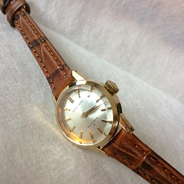 ビンテージ良品‼️初代王冠メダリオン QUEEN SEIKO 手巻き 腕時計ファッション小物