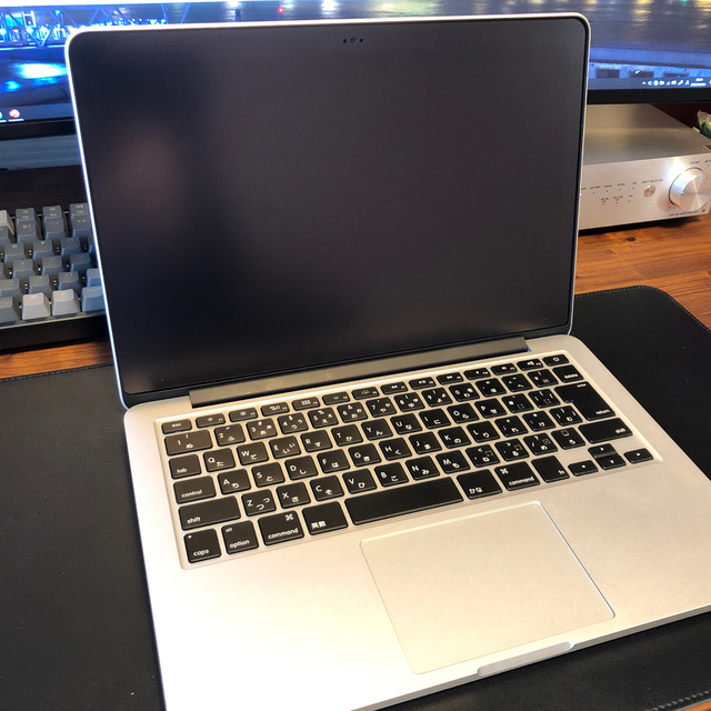 MacBook Pro (i7/16GB/512GB) 13インチ