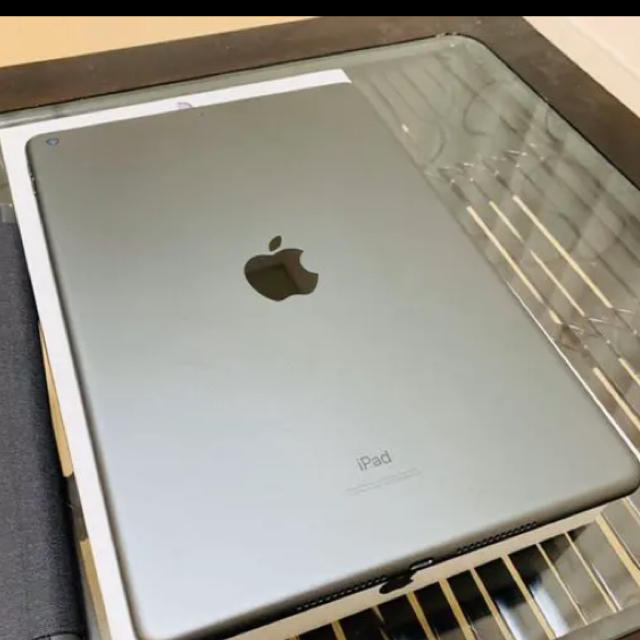 iPad 第7世代 128GB