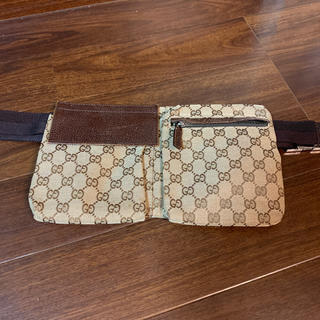 グッチ(Gucci)の★中古品★ GUCCI ウエストポーチ　ブラウン(ボディバッグ/ウエストポーチ)